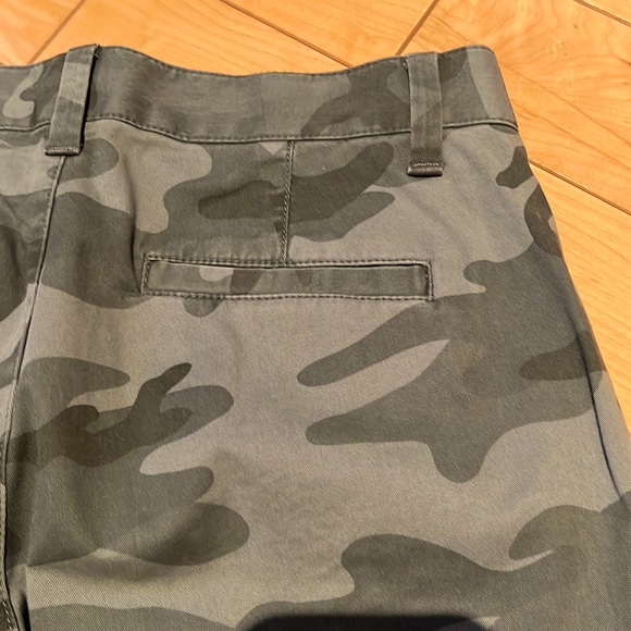 Gap Camo Casual Pants - Picture 5 of 5